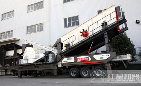 車載流動錘式破碎機多少錢？產(chǎn)量多高？