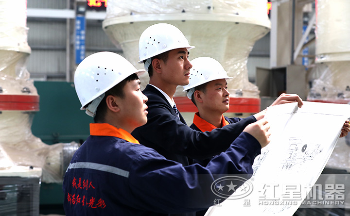 精湛技術(shù)人員現(xiàn)場(chǎng)指導(dǎo)設(shè)備的生產(chǎn)、制造